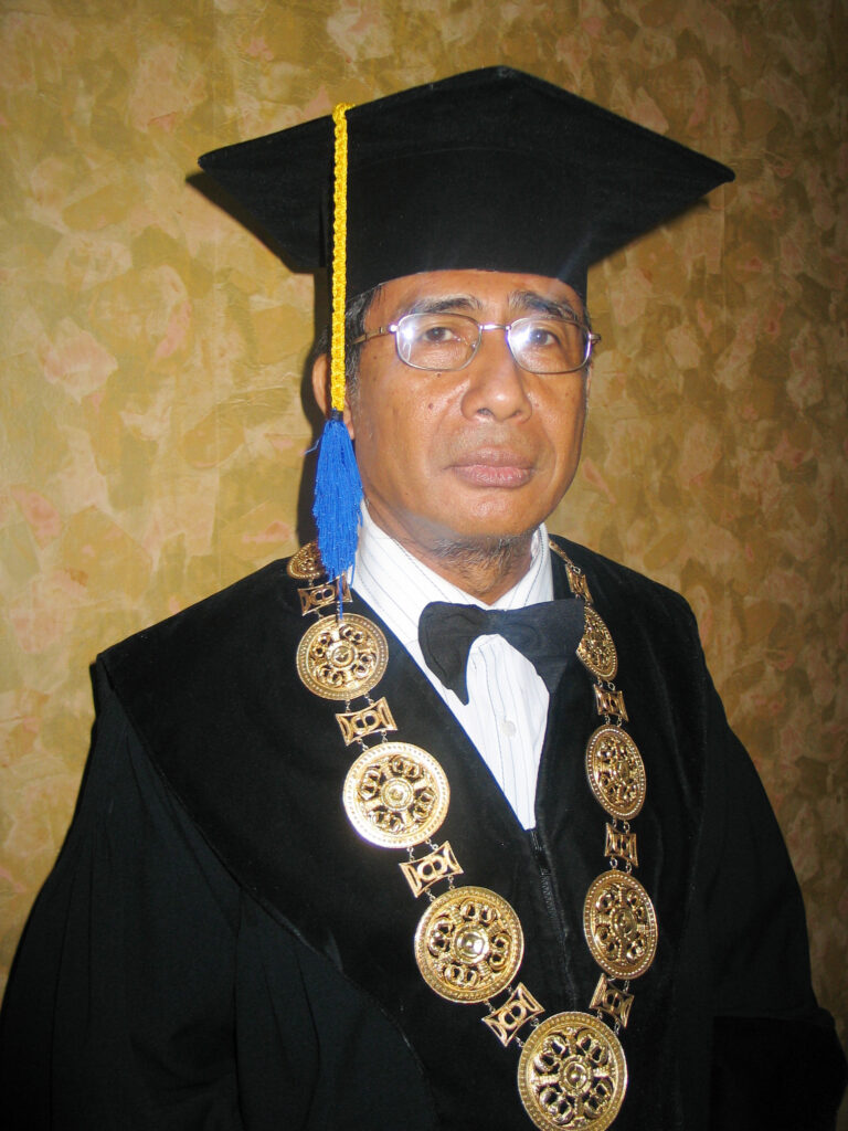 8Prof. Bakta