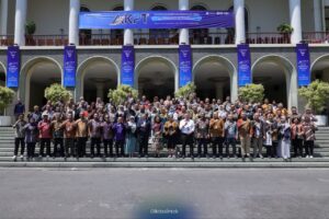 Perkuat Transformasi Kampus, Rektor Unud Hadiri Akademi Kepemimpinan Pendidikan Tinggi di UGM