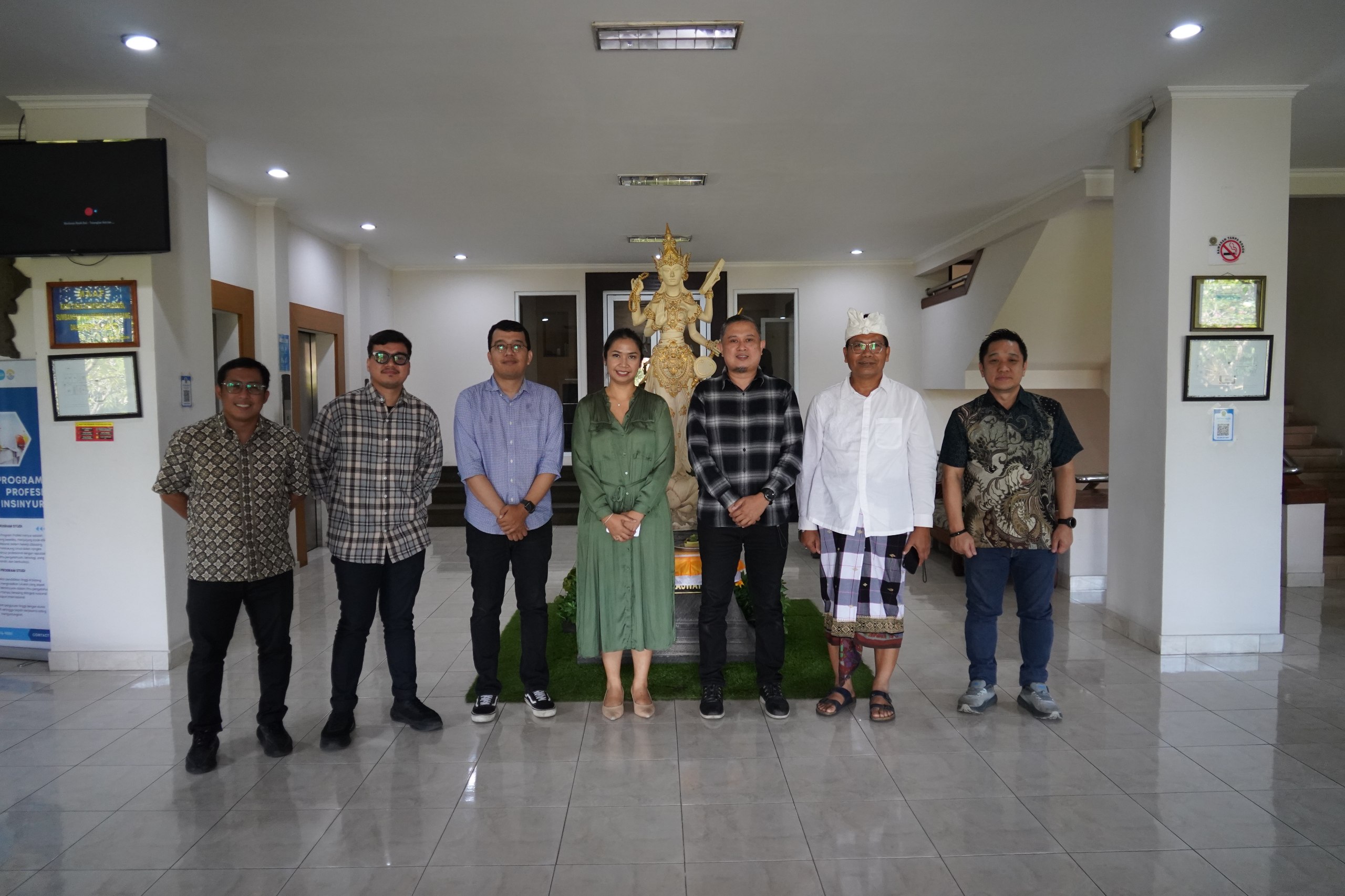 Gandeng Universitas Udayana, Komdigi Kenalkan Teknologi Hybrid Broadcast Broadband TV (HbbTV)